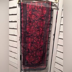 Vintage Magenta scarf by Jocelyne Wauge